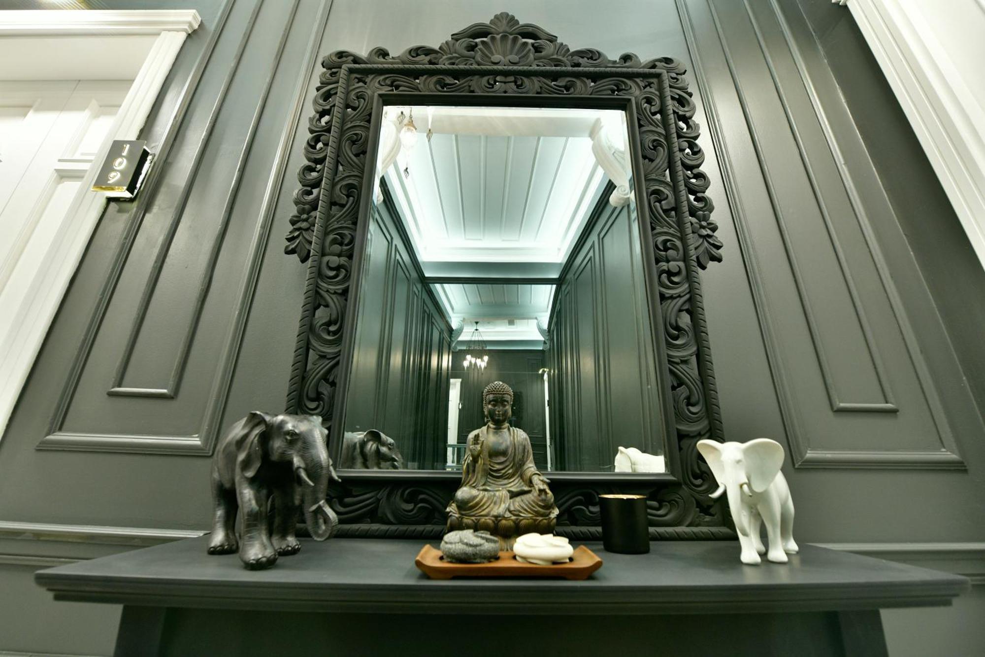 فندق Siyah Lale Cunda 1841 (Adults Only) Ayvalı المظهر الخارجي الصورة