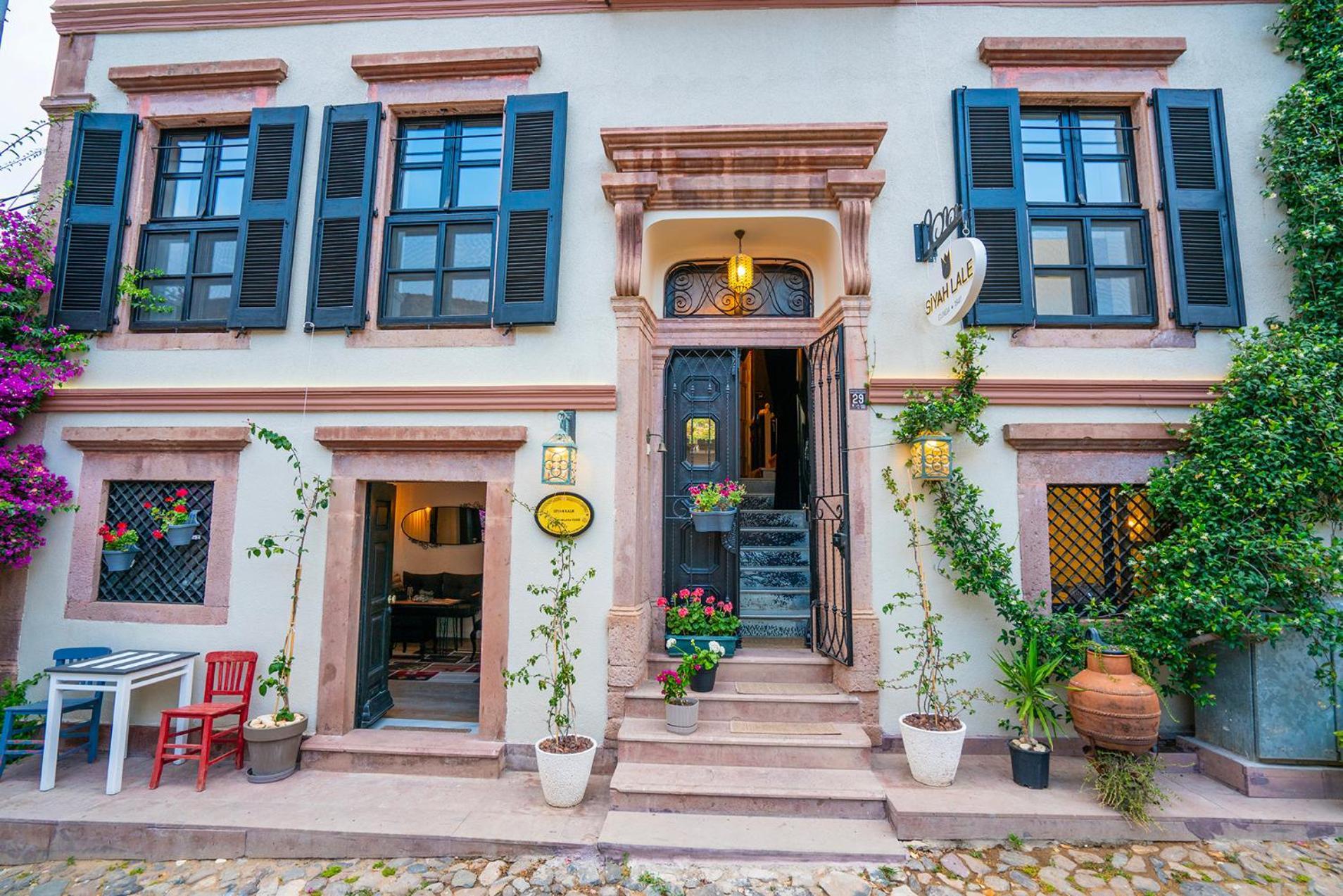 فندق Siyah Lale Cunda 1841 (Adults Only) Ayvalı المظهر الخارجي الصورة