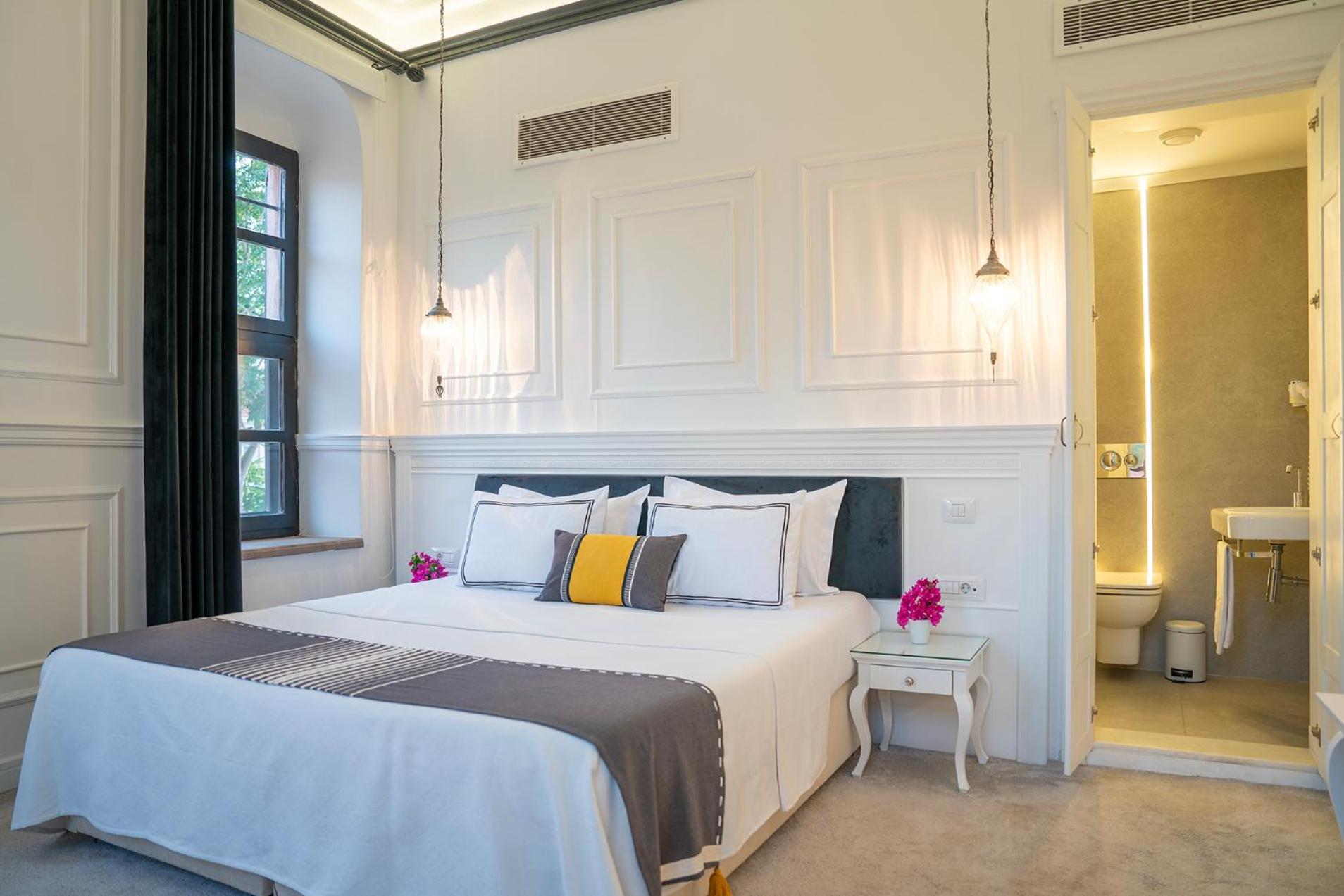 فندق Siyah Lale Cunda 1841 (Adults Only) Ayvalı المظهر الخارجي الصورة
