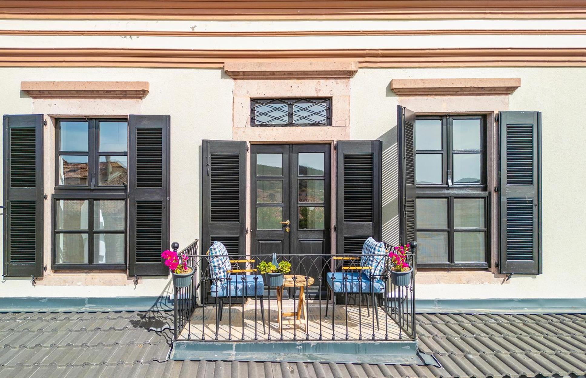فندق Siyah Lale Cunda 1841 (Adults Only) Ayvalı المظهر الخارجي الصورة